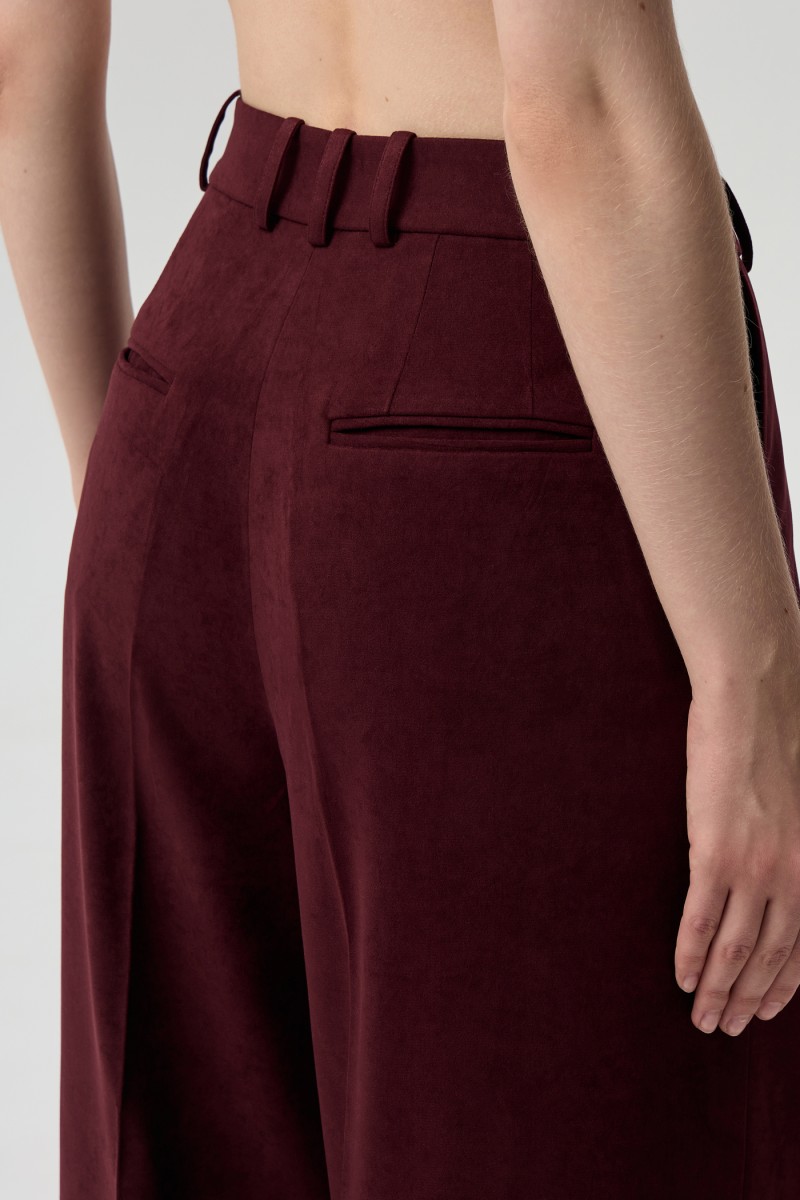 Брюки-палаццо из велюра
