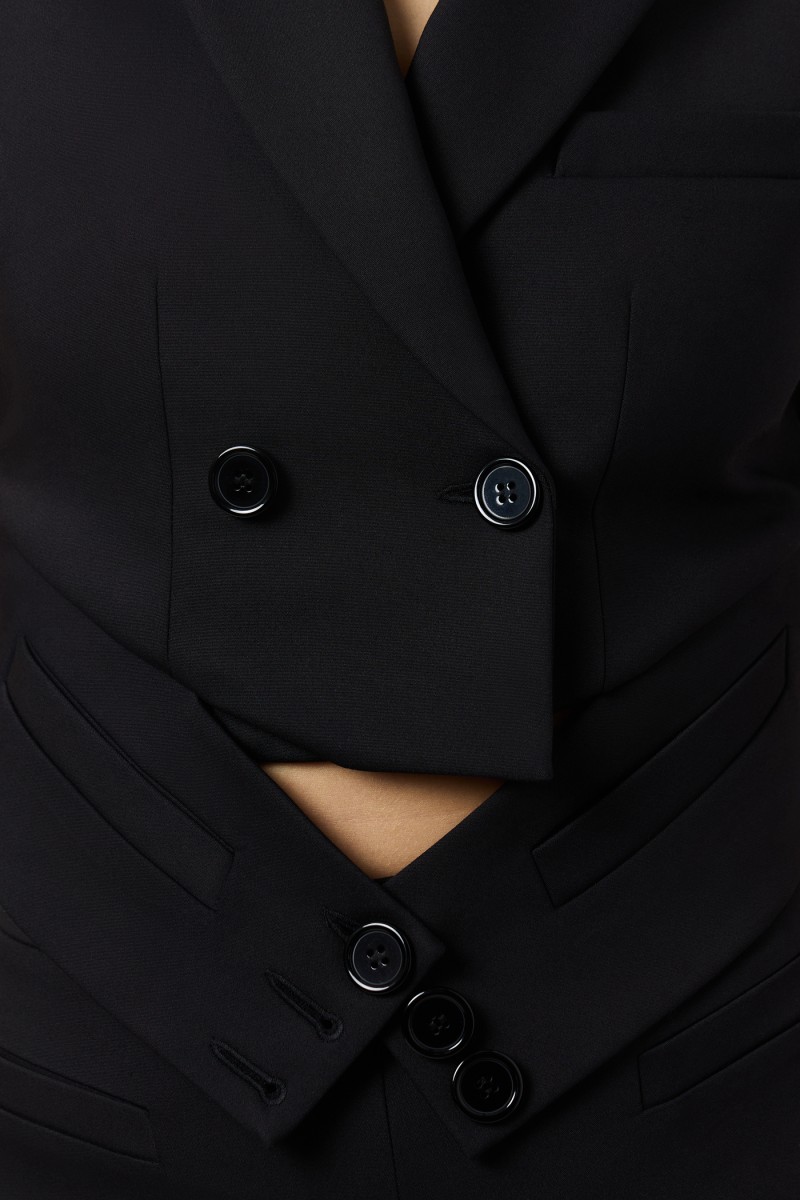 Жилет неклассический