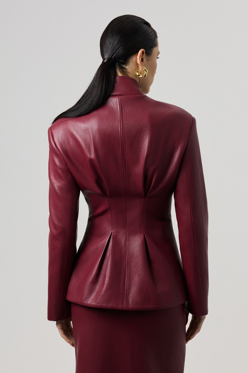 Пиджак из эко-кожи