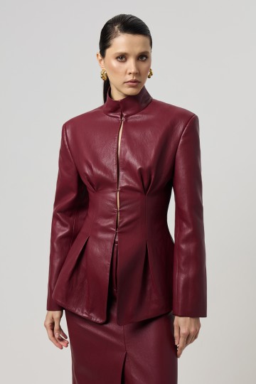 Пиджак из эко-кожи