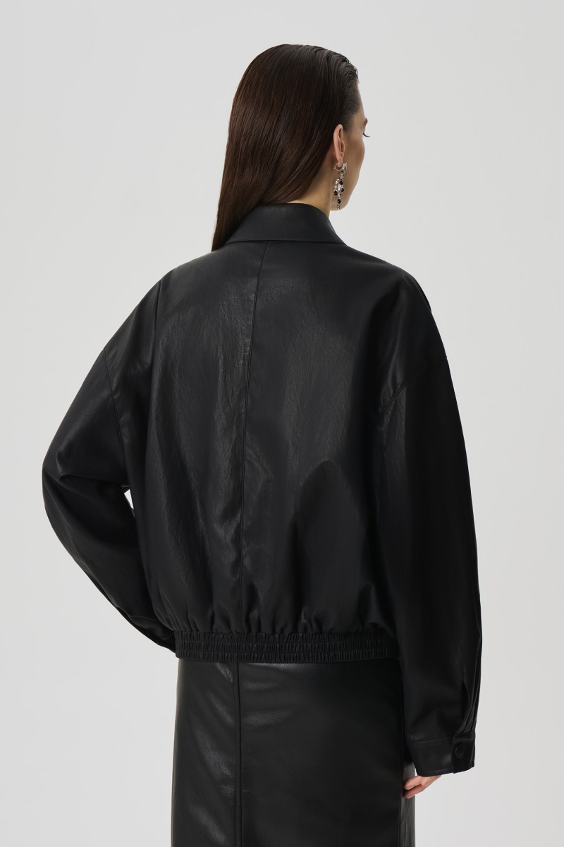 Бомбер из эко-кожи