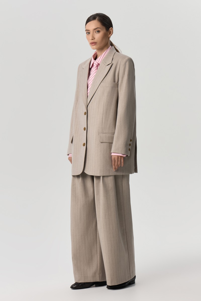 Пиджак однобортный в полоску