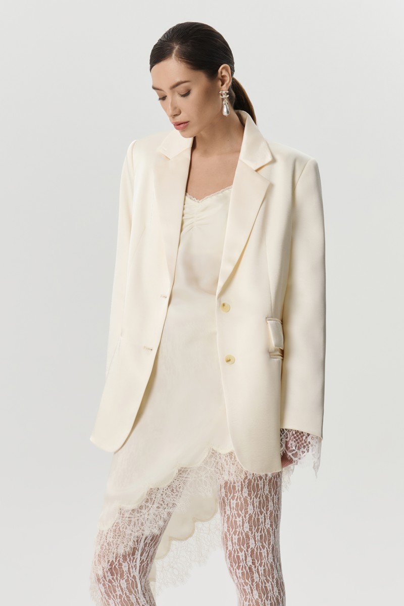 Жакет с кружевом