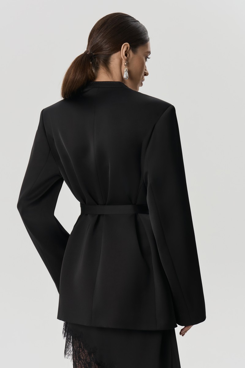 Жакет с поясом