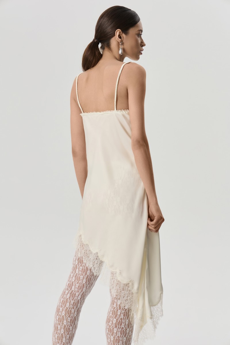 Комбинация с кружевом