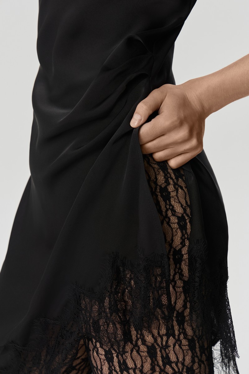 Комбинация с кружевом