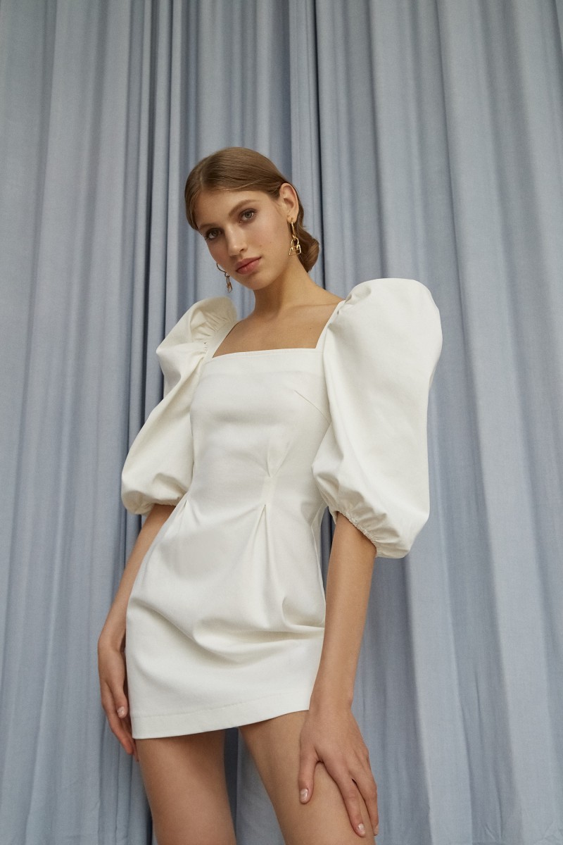 Платье La Robe