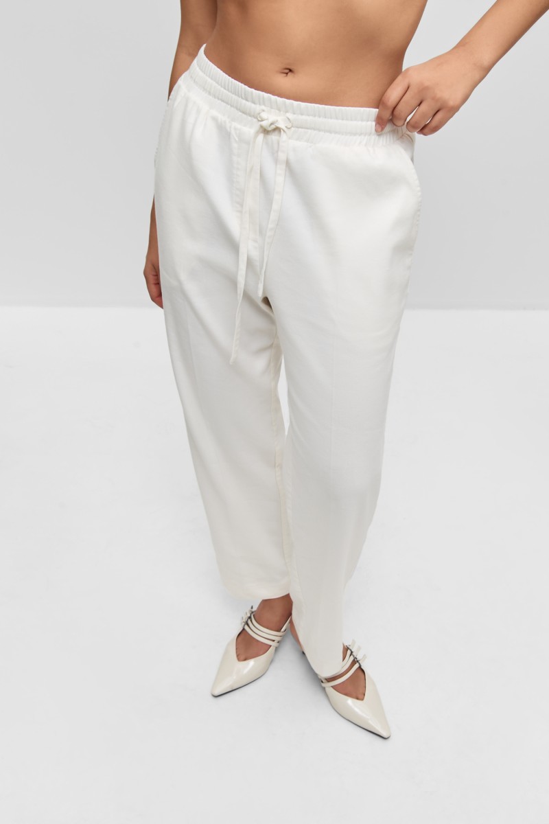 Брюки льняные на резинке